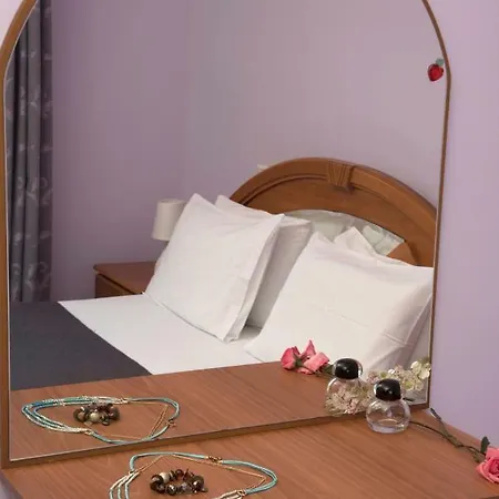 Elinas Maisonette Episkopos Лефкада
