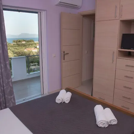 Elinas Maisonette Episkopos Дом отдыха *